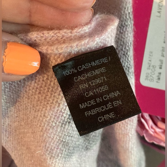 NWT Skull Cashmere Pink/Lavender Large Rectangle Skull Scarf - Picture 10 of 14